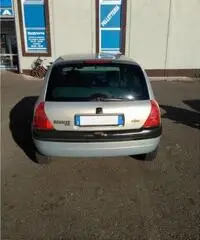 renault clio 1.2 benzina km 114000 buonissima a poco - 3