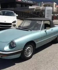 Alfa Romeo Spider Alfa Romeo 2.0 - 2