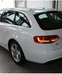 AUDI A4 Avant 2.0 TDI sport NAVI XENO TETTO rif. 7168380 - 7