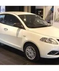 Lancia Ypsilon 1.2 69 CV 5 porte Silver - 4
