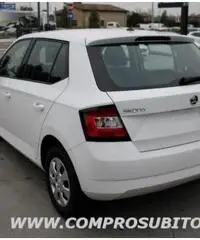 SKODA Fabia 1.0 MPI 60 CV Active rif. 7192890 - 8