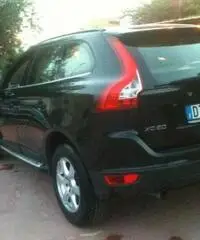 VOLVO XC60 2400 awd - 3