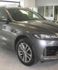 Jaguar F-Pace 2.0d 180 CV AWD aut. R-Sport - 3