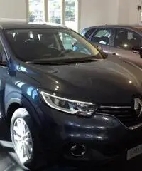 RENAULT Kadjar Zen dCi 110cv EDC Cambio Automatico con Pack Nav rif. 7166890 - 4