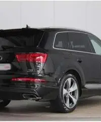 AUDI Q7 3.0 TDI 272 CV quattro tiptronic S-LINE MMI LED rif. 6926876 - 2