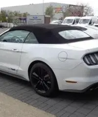 FORD Mustang Convertible 2.3 EcoBoost Automatico - Navi rif. 7150935 - 3