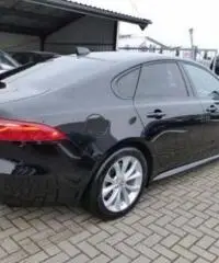 JAGUAR XF 2.0d 180 CV R-Sport Automatico FULL OPTIONAL rif. 7051757 - 3