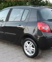 RENAULT Clio 1.5 dCi 85CV 5 porte Luxe rif. 7196752 - 3