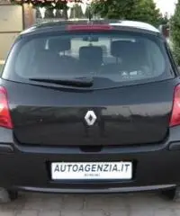 RENAULT Clio 1.5 dCi 85CV 5 porte Luxe rif. 7196752 - 4