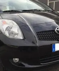 TOYOTA Yaris 1.4 D-4D 5 porte M-MT Navi rif. 7193926 - 2