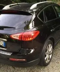 Infiniti EX30 d - 2