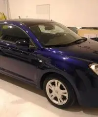 ALFA ROMEO MiTo  Diesel  1.3 jtdm-2 Distinctive S and S 95cv Disti rif. 7147763 - 2