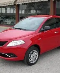 LANCIA Ypsilon 0.9 TwinAir 85 CV 5 porte Metano Ecochic Silver rif. 5990044 - 3