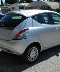 LANCIA Ypsilon 1.2 69 CV 5 porte GPL Ecochic Silver rif. 5978899 - 6