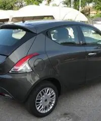 LANCIA Ypsilon 1.3 MJT 16V 95 CV 5 porte S&S Silver rif. 6080427 - 6