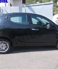 LANCIA Ypsilon 1.2 69 CV 5 porte Silver rif. 6700485 - 2