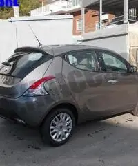 LANCIA Ypsilon 1.2 69 CV 5 porte Silver rif. 7008004 - 2