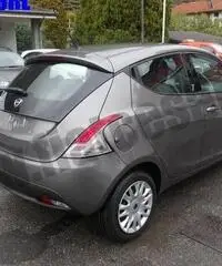 LANCIA Ypsilon 1.2 69 CV 5 porte Silver rif. 7012440 - 2