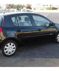 Clio 1.216V5Porte Dynamique - 4