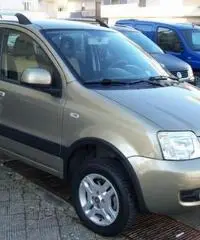 Fiat Panda 1.3 MJT 16V DPF 4x4 Climbing - 4