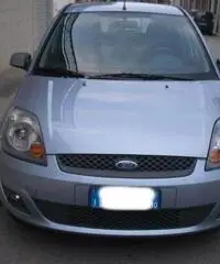 FORD Fiesta 1.2 16V 5p. Titanium rif. 7190439