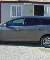 Ford Focus Station Wagon 1.6 Tdci 115 CV SW Titanium - 3