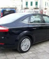 Ford Mondeo 2.0 TDCi 140CV 4p Ghia Navy - 2