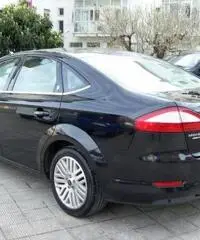 Ford Mondeo 2.0 TDCi 140CV 4p Ghia Navy - 3