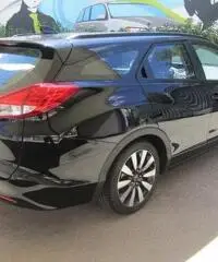 Honda Civic Tourer 1.6 i-DTEC Elegance - 3