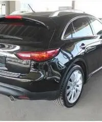 INFINITI FX30 d S Premium - 5