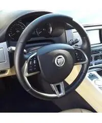 Jaguar XF 2.2 D 200 CV Premium Luxury - 5