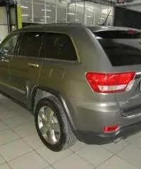 JEEP Grand Cherokee 3.0 CRD 241 CV Overland - 9