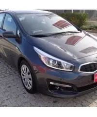 KIA ceed cee'd 1.6 CRDi 110 CV 5 porte Active - 3