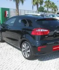 KIA Rio 1.1 CRDi 5p. Cool - 7