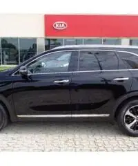 KIA Sorento 2.2 CRDi Stop&Go AUTO 2WD Loft 7 posti KM0 - 8