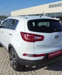 KIA Sportage 1.7 CRDI VGT 2WD Plus - 6