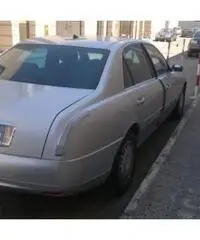 Lancia Thesis - 2