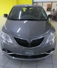 LANCIA Ypsilon 0.9 TwinAir 85 CV 5 porte Metano Ecochic Platinum - 2