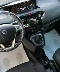 LANCIA Ypsilon 1.2 69 CV 5 porte Elefantino Rosa - 4