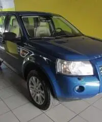 LAND ROVER Freelander 2.2 TD4 S.W. HSE - 3