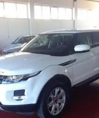 LAND ROVER Range Rover Evoque 2.2 TD4 5p. Pure