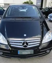 MERCEDES-BENZ A 180 CDI Elegance - 2