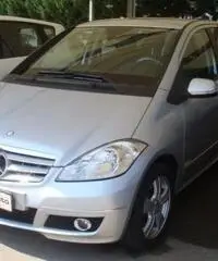 MERCEDES-BENZ A 200 CDI Premium Nav+Pelle *77000 Km* - 2