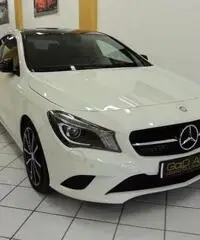 Mercedes-Benz CLA 200 d Automatic URBAN TETTO, NAVI, XENON