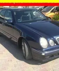 MERCEDES-BENZ E 320 automatica - 6