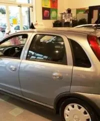 Opel Corsa - 2