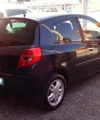 RENAULT Clio 1.2 16V 3 porte Le Iene - 3