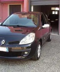 RENAULT Clio 1.2 16V 3 porte Le Iene - 8