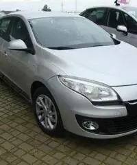 Renault Mégane 1.5 DCI 110cv EDC Attractive - 4