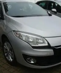 Renault Mégane 1.5 DCI 110cv EDC Attractive - 9